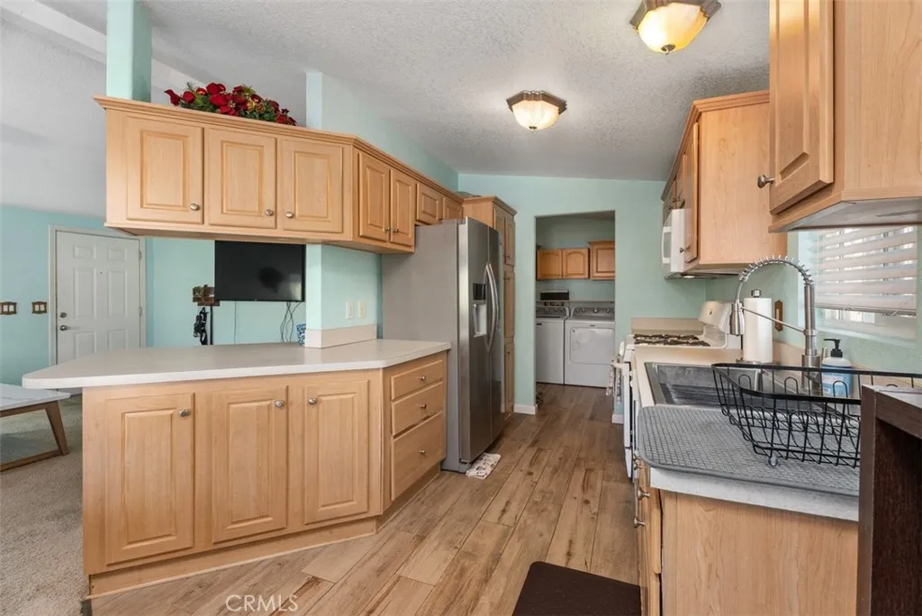 Additional image 15 of 5815 E La Palma Ave Unit 302, Anaheim, CA 92807