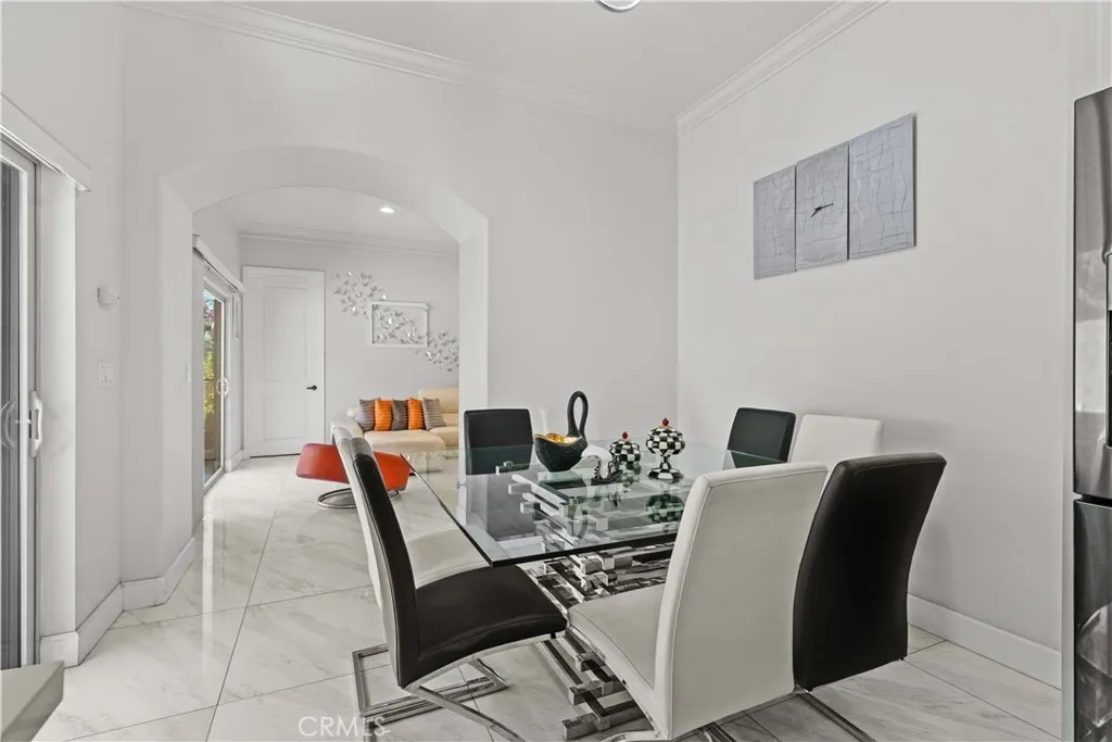 Additional image 30 of 6920 Valmont Unit 5, Tujunga, CA 91042