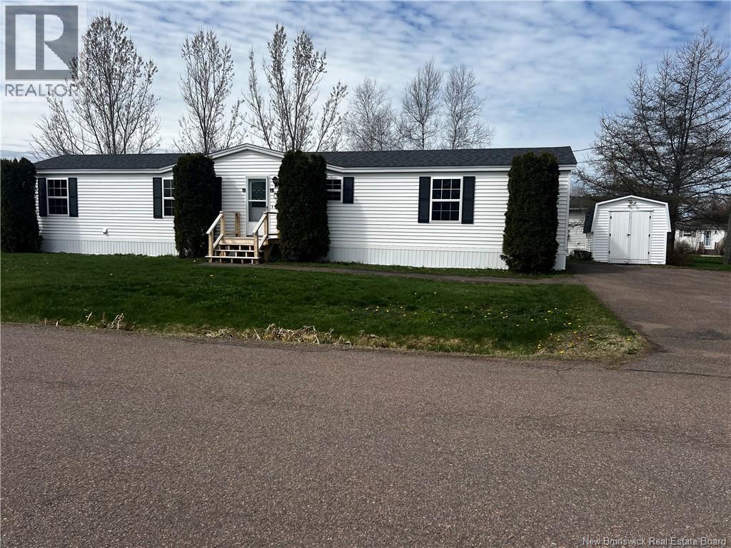 Property image for 18 Anemone|Moncton, New Brunswick E1H2R7