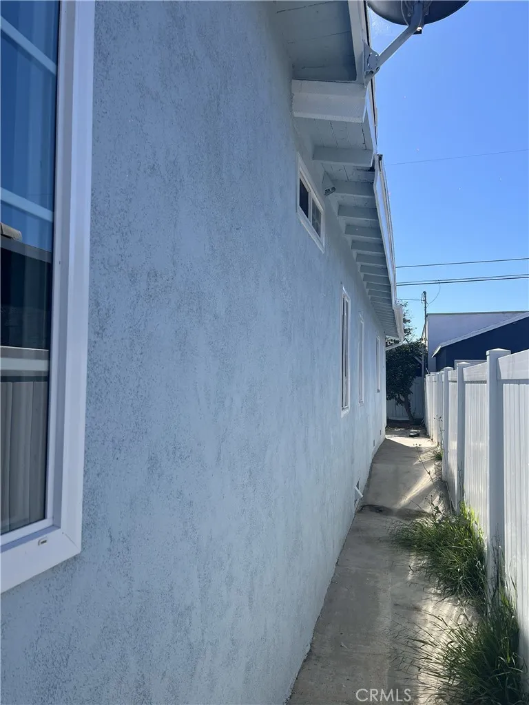 Additional image 36 of 1612 W 71st St, Los Angeles, CA 90047