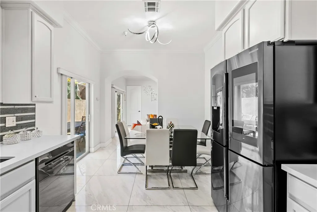 Additional image 101 of 6920 Valmont Unit 5, Tujunga, CA 91042