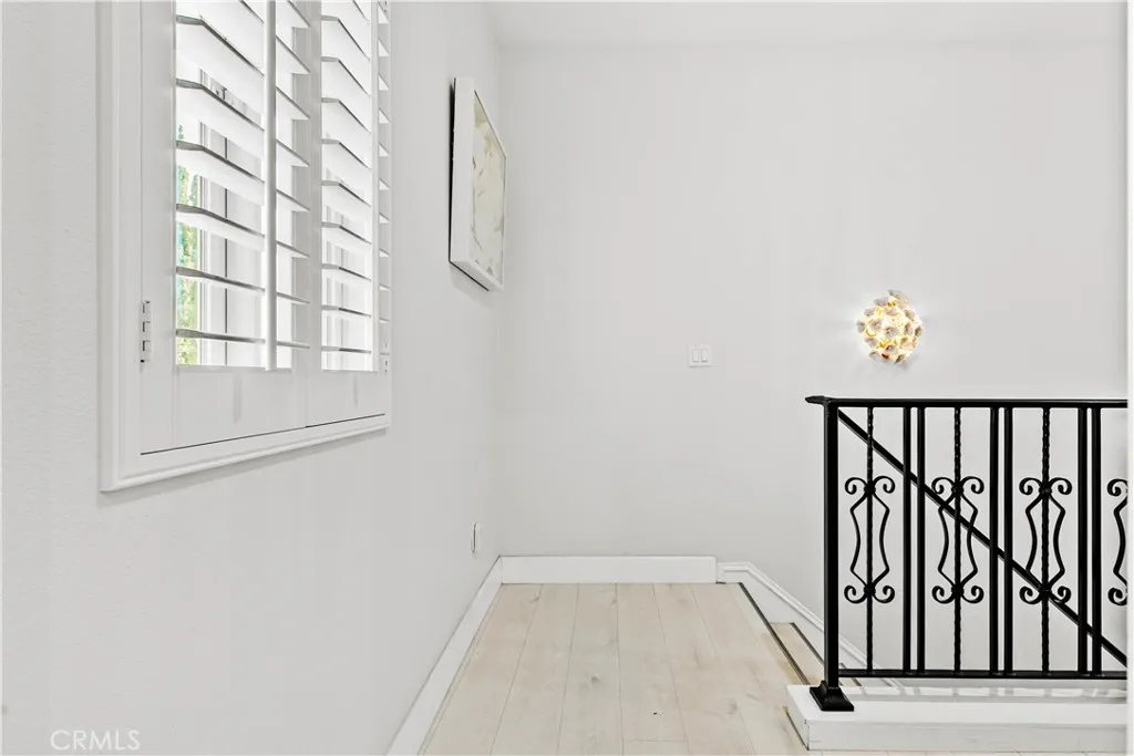 Additional image 115 of 6920 Valmont Unit 5, Tujunga, CA 91042