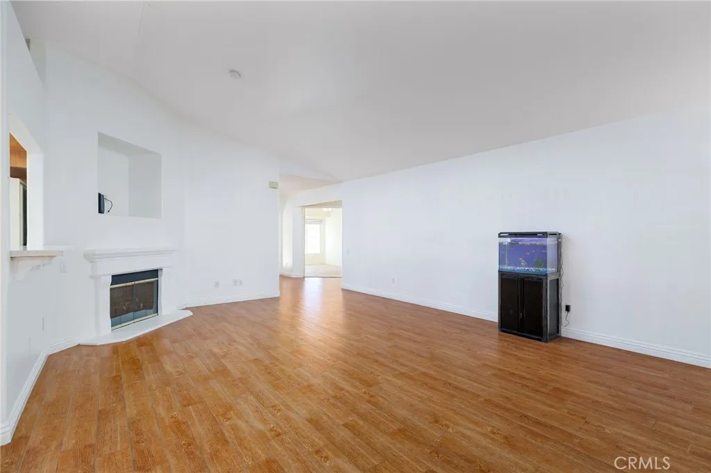 Additional image 7 of 833 Empressa Court, Hemet, CA 92543