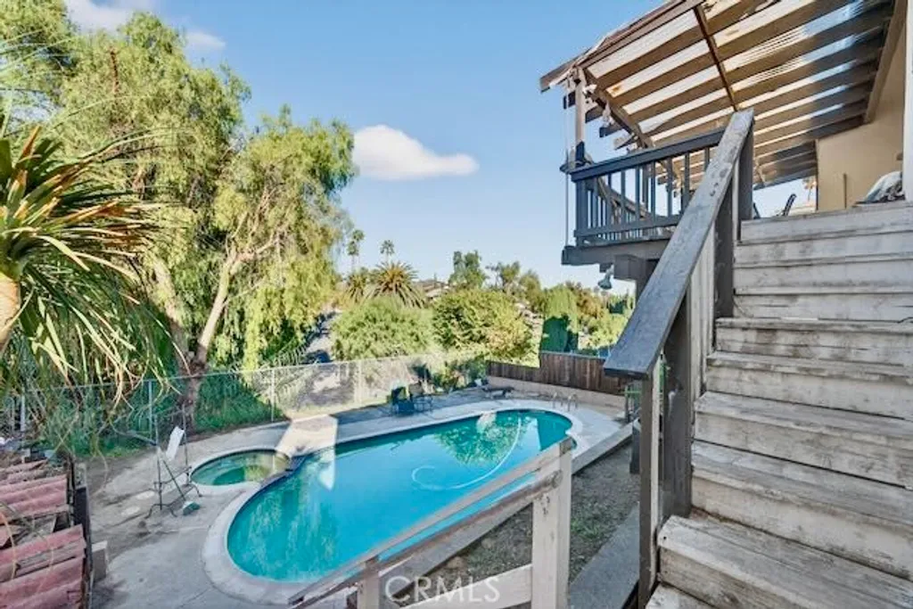 Additional image 11 of 1092 W 6th St, San Pedro, CA 90731