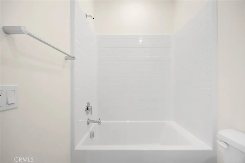 Additional image 36 of 109 S Laxore Street Unit 306, Anaheim, CA 92804