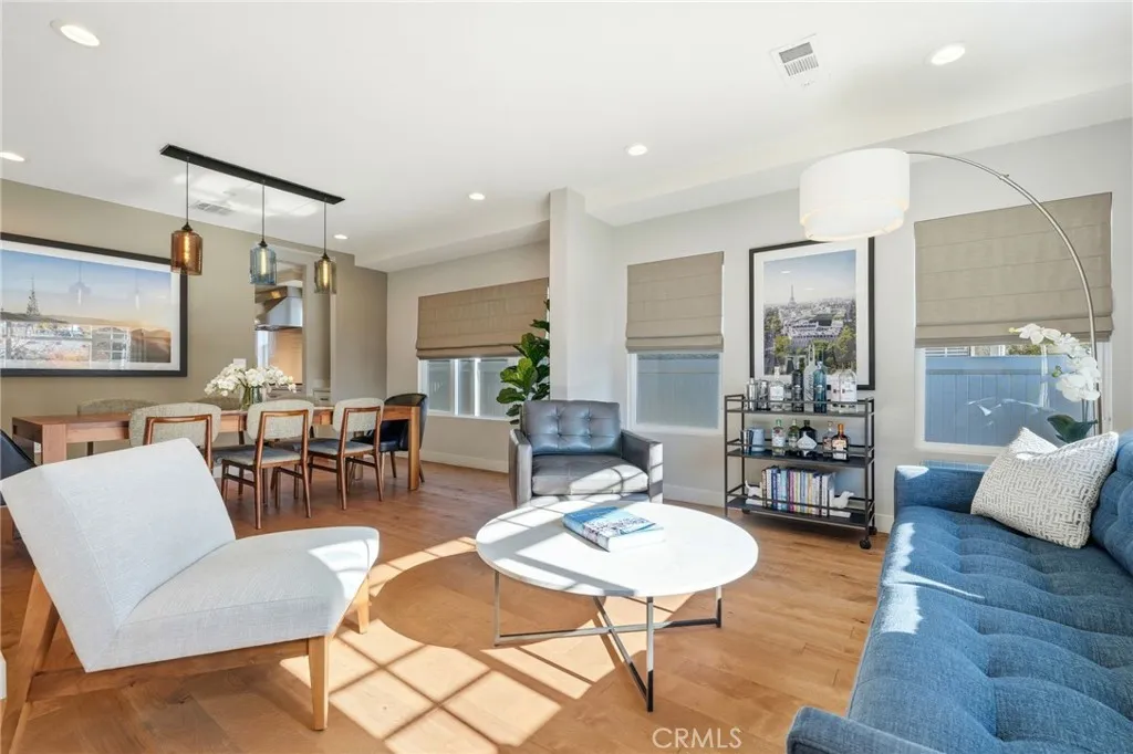 Additional image 5 of 2311 W Clark Avenue, Burbank, CA 91506