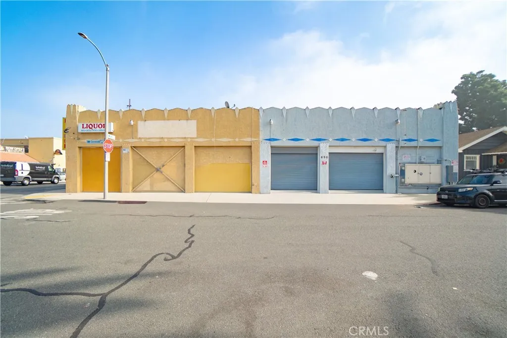 Additional image 18 of 3300 E 7th St, Long Beach, CA 90804