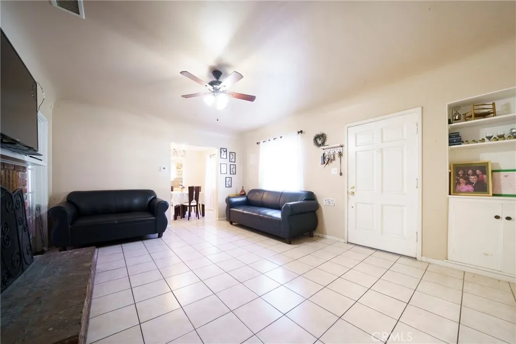 Additional image 10 of 634 E Kingsley Ave, Pomona, CA 91767