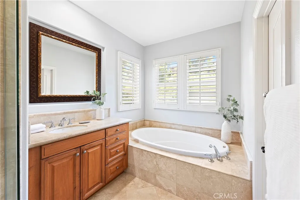 Additional image 98 of 54 Valley Terrace, Irvine, CA 92603