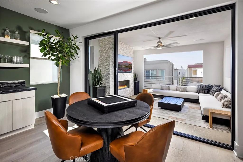 Additional image 32 of 136 Creation, Irvine, CA 92618