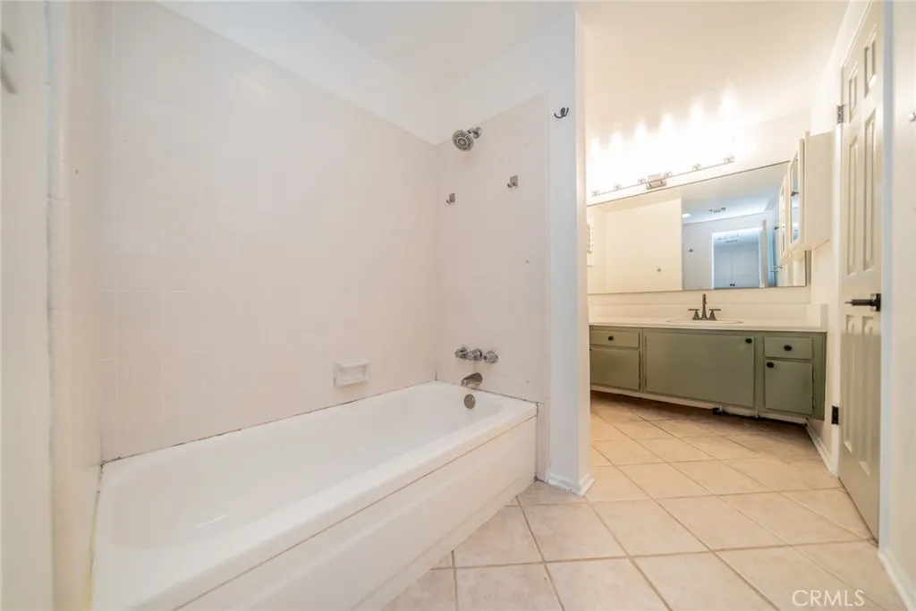 Additional image 67 of 726 Robinhood Ln, Redlands, CA 92373