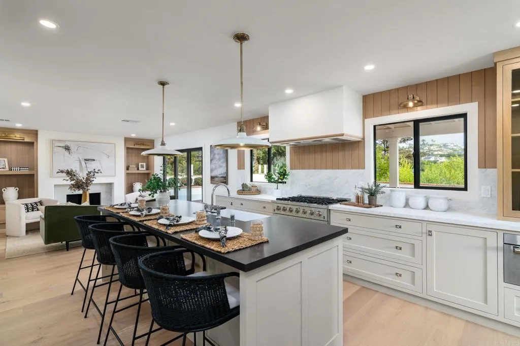 Additional image 13 of 2193 Harbour Heights Rd, San Diego, CA 92109