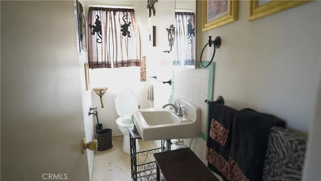 Additional image 39 of 214 E 92nd St, Los Angeles, CA 90003