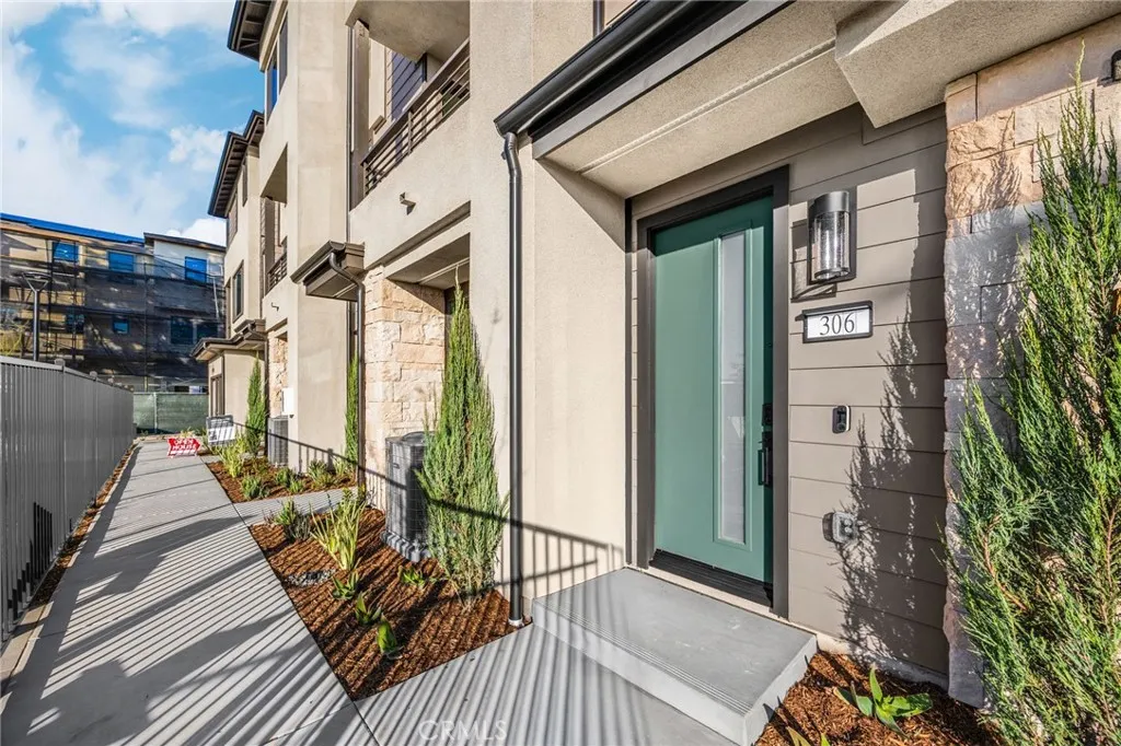 Additional image 39 of 109 S Laxore Street Unit 306, Anaheim, CA 92804