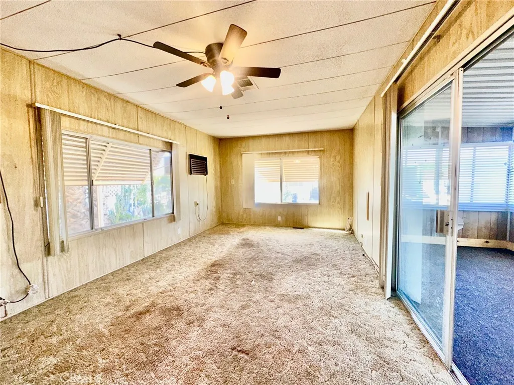 Additional image 15 of 332 N Lyon Ave Unit 105, Hemet, CA 92543