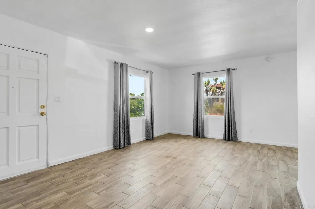 Additional image 37 of 5977 Balmoral Drive, San Diego, CA 92114