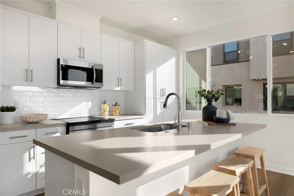 Additional image 79 of 109 S Laxore Street Unit 306, Anaheim, CA 92804