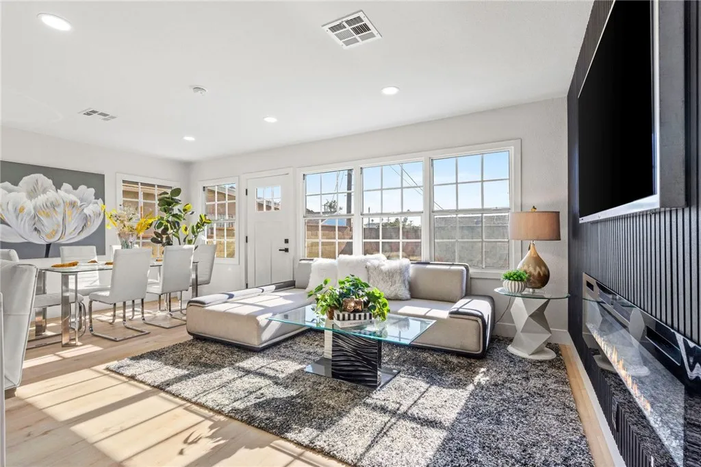 Additional image 37 of 2302 W 115th St, Hawthorne, CA 90250