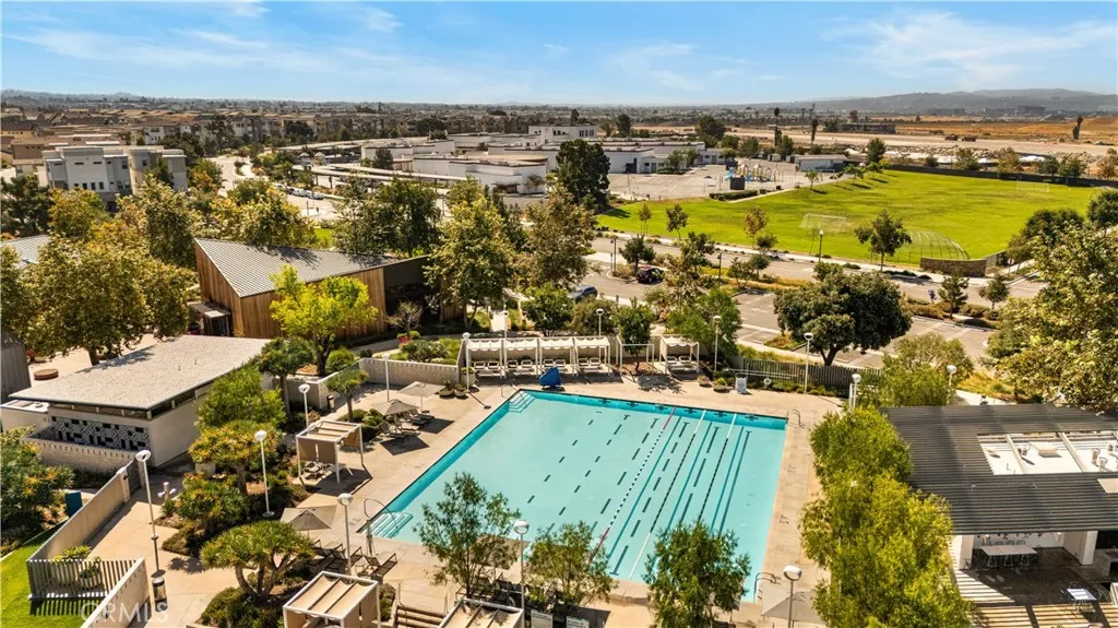 Additional image 85 of 119 Glance, Irvine, CA 92618