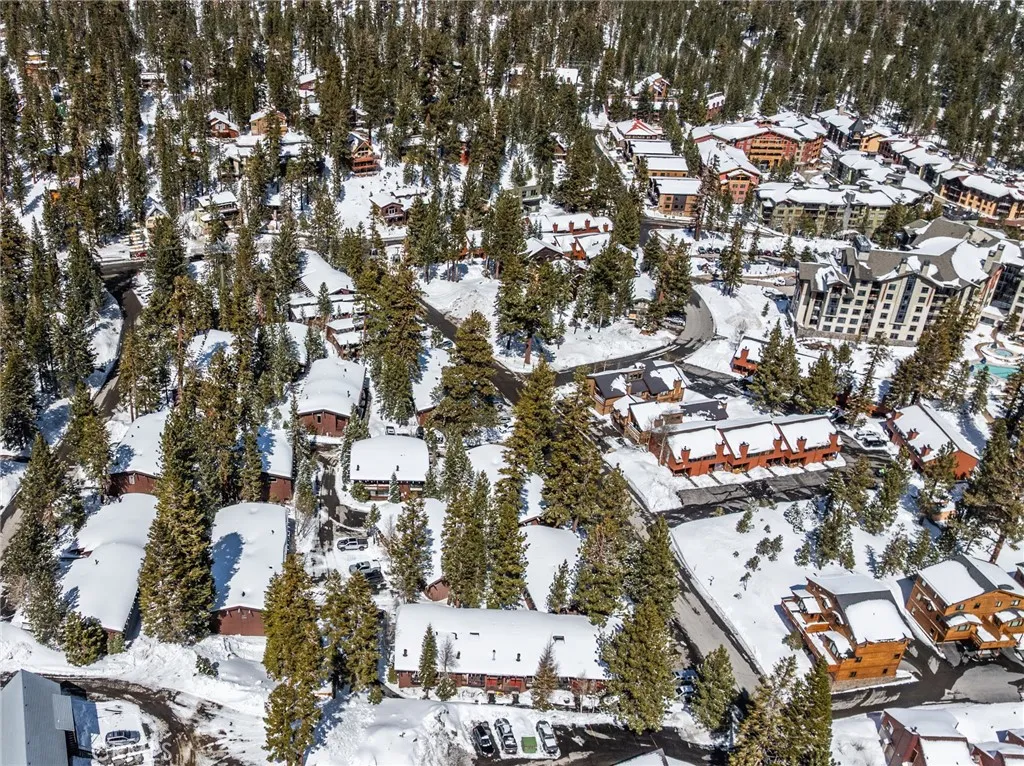 Additional image 70 of 221 Canyon Blvd Unit 206, Mammoth Lakes, CA 93546