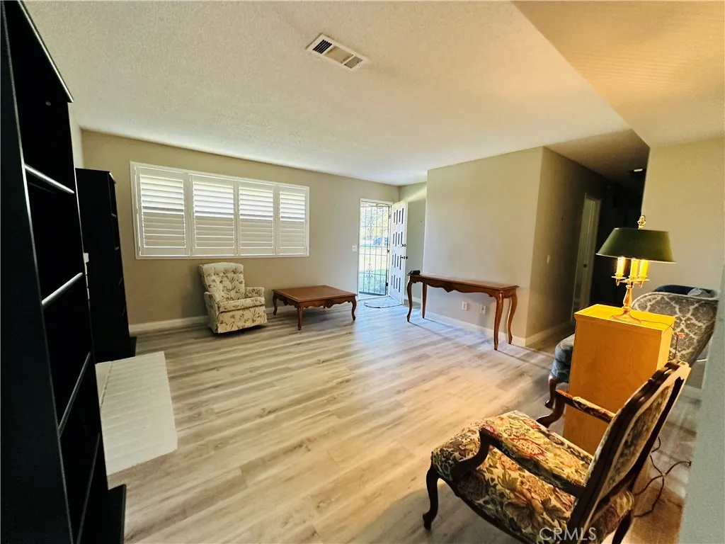 Additional image 19 of 444 E Thornton Ave, Hemet, CA 92543