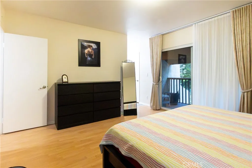 Additional image 18 of 9551 Via Ricardo, Burbank, CA 91504