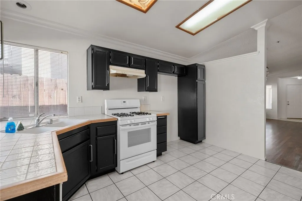 Additional image 41 of 11864 Perlita Pl, Fontana, CA 92337