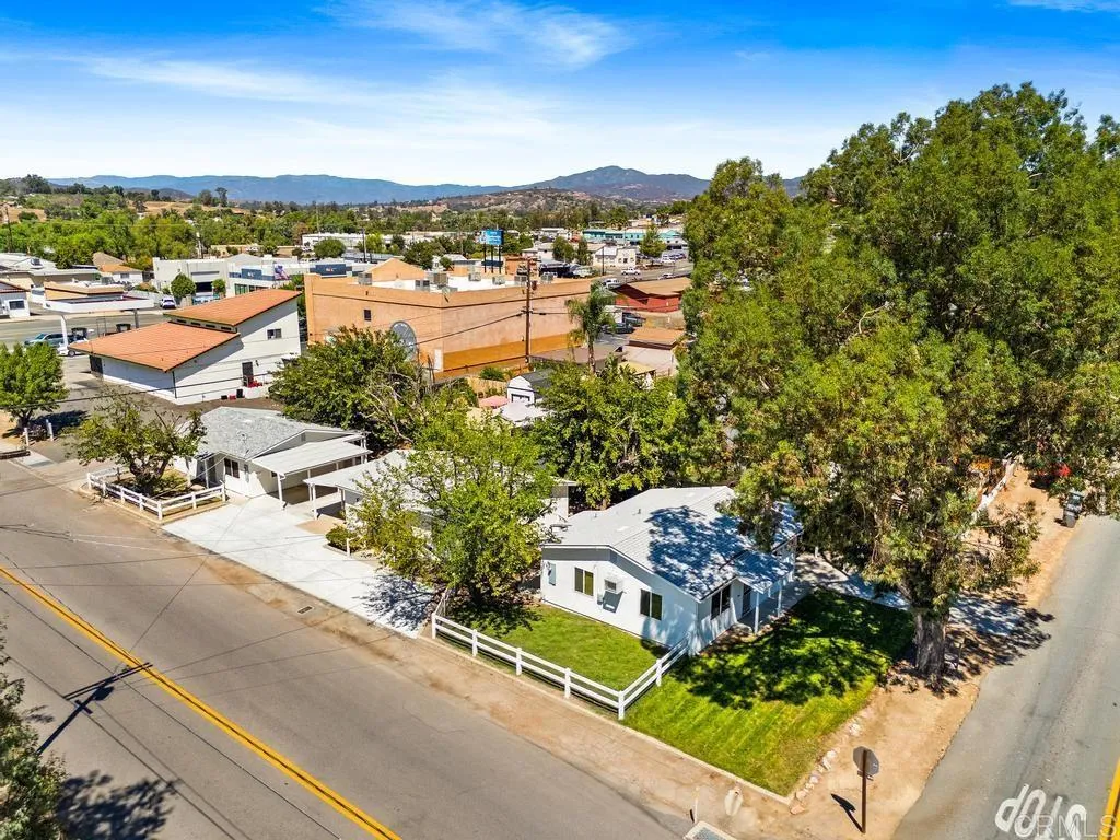 Additional image 3 of 549 D St., Ramona, CA 92065