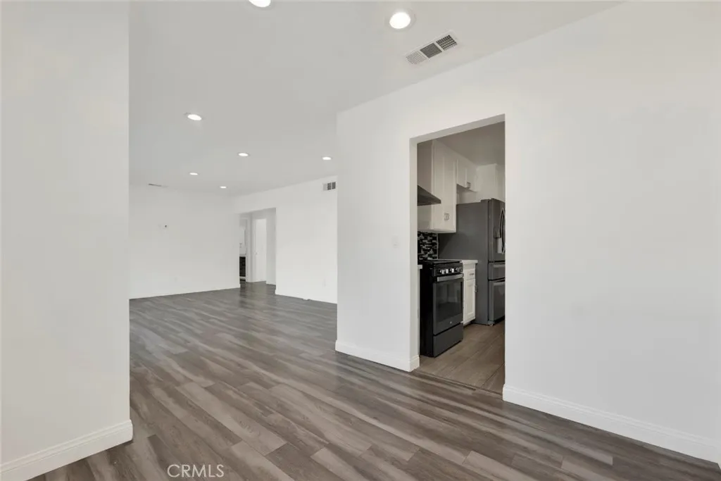 Additional image 12 of 13321 Blythe Street, North Hollywood, CA 91605