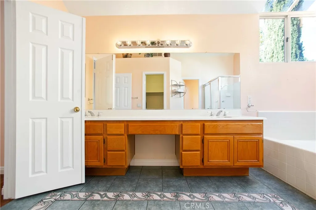 Additional image 57 of 51 Toulon Ave, Lake Forest, CA 92610