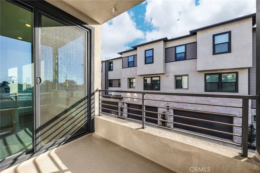 Additional image 84 of 109 S Laxore Street Unit 306, Anaheim, CA 92804