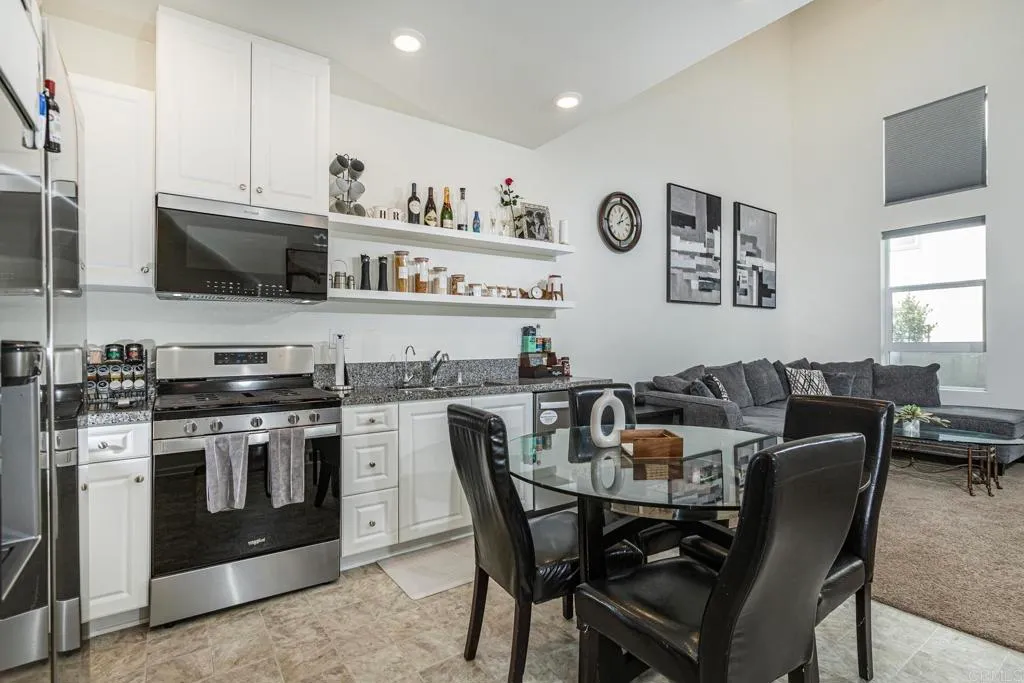 Additional image 5 of 958 Foxwood Lane, Vista, CA 92081