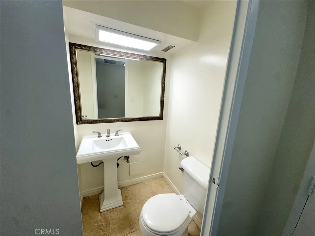 Additional image 13 of 540 Kelton Unit 502, Los Angeles, CA 90024