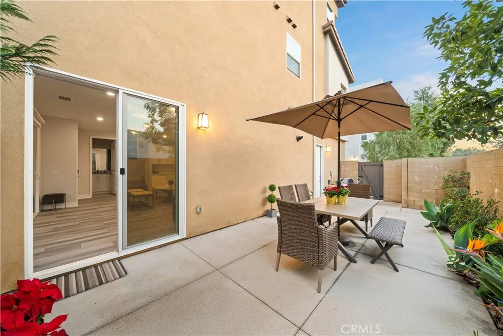 Additional image 83 of 119 Glance, Irvine, CA 92618