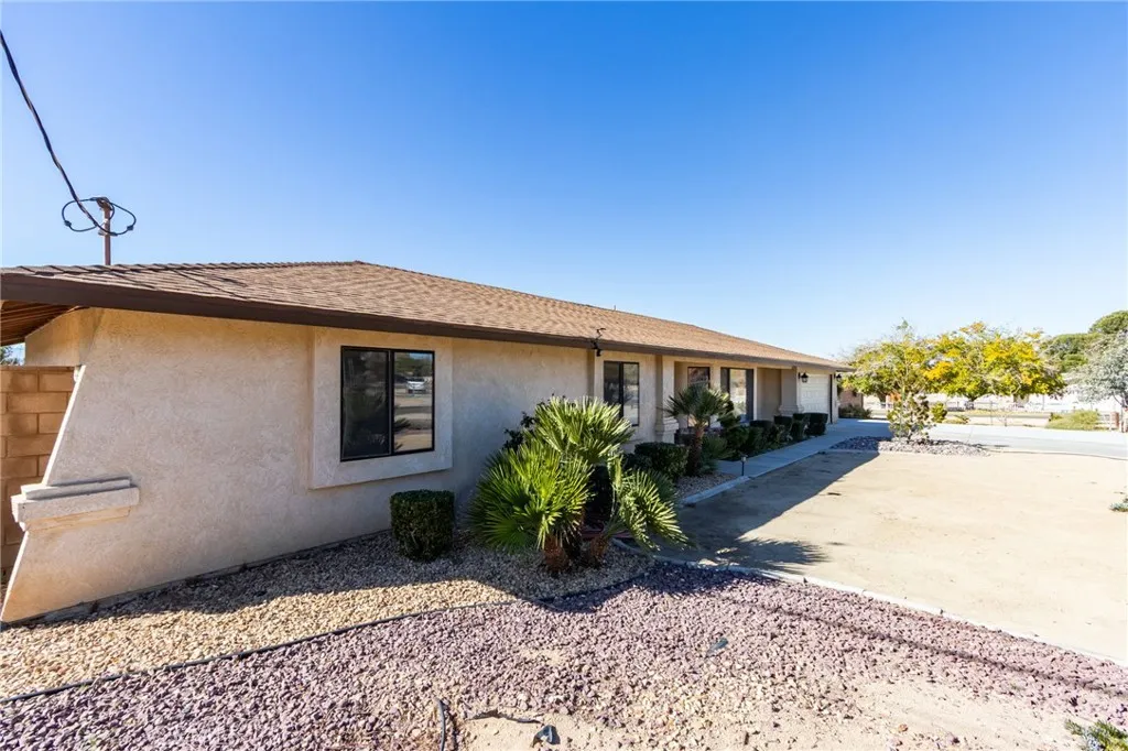 Additional image 7 of 14076 Wawona Road, Apple Valley, CA 92307