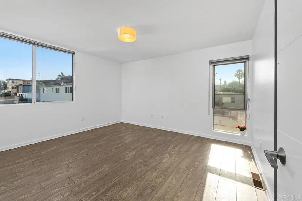 Additional image 37 of 2187 Catalina Boulevard, San Diego, CA 92107