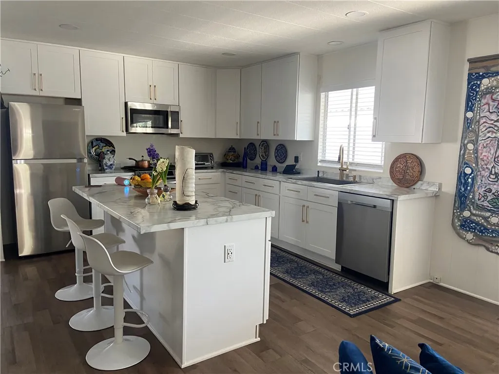 Additional image 18 of 10210 Baseline Rd, Rancho Cucamonga, CA 91701