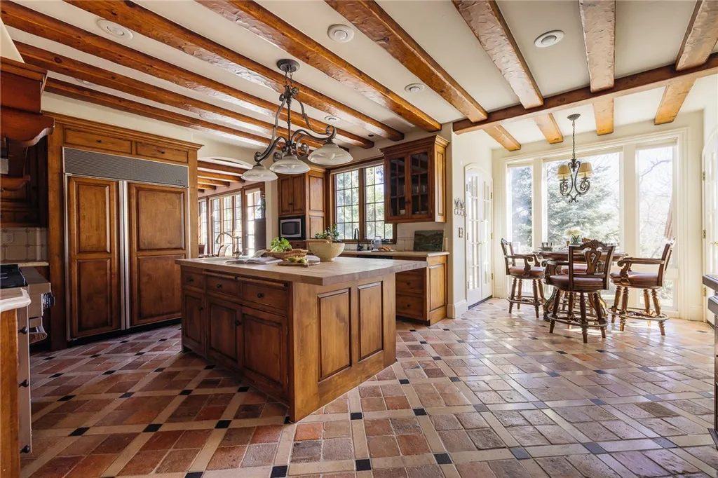 Additional image 7 of 29223 Pigeon Hawk Ln, Lake Arrowhead, CA 92352