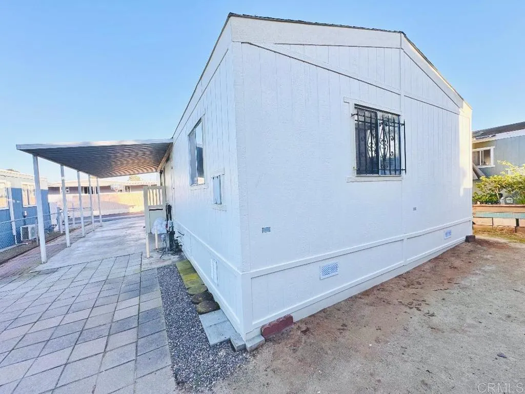 Additional image 65 of 2888 Iris Avenue Unit 84, San Diego, CA 92154