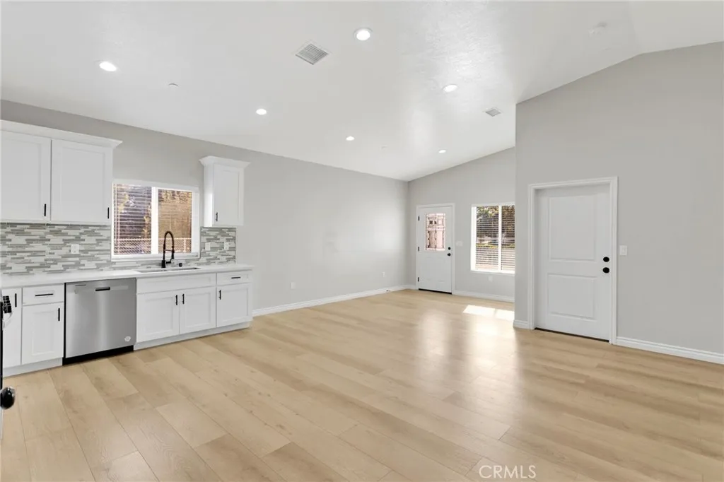 Additional image 39 of 16150 Smoke Tree St, Hesperia, CA 92345