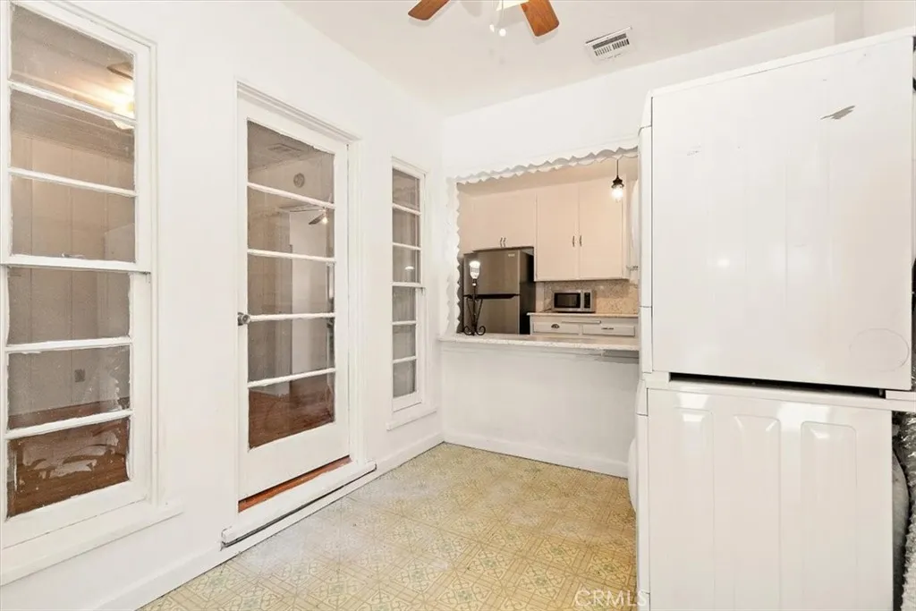 Additional image 17 of 14248 Friar St, Van Nuys, CA 91401