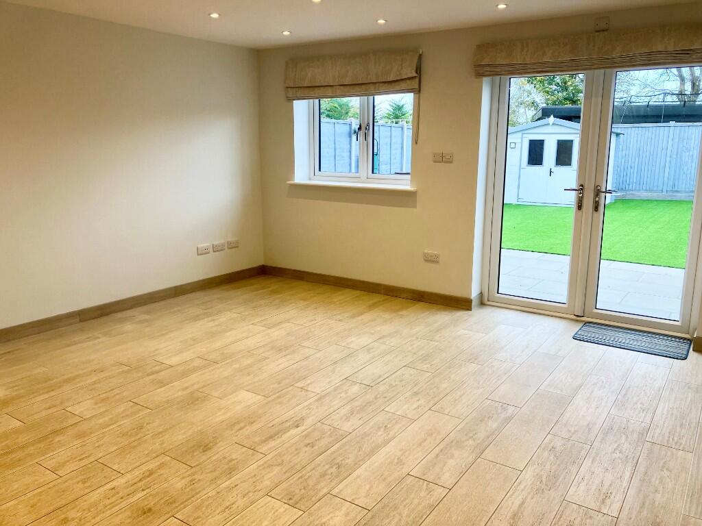 Additional image 8 of Oaklands Lane, St. Albans, Hertfordshire, AL4 0HS