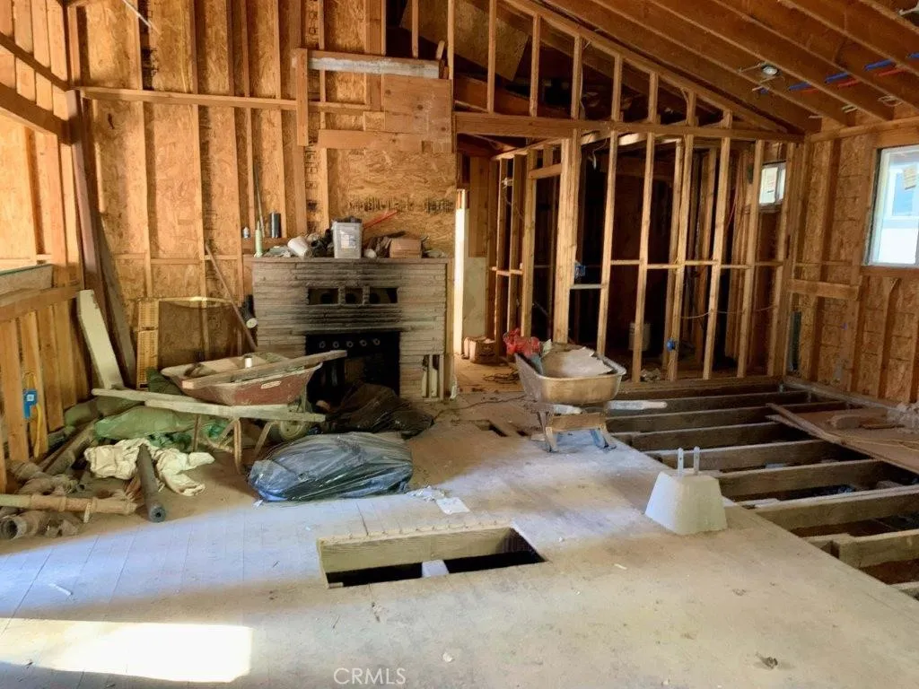 Additional image 6 of 33130 Ridge Road, Running Springs, CA 92382