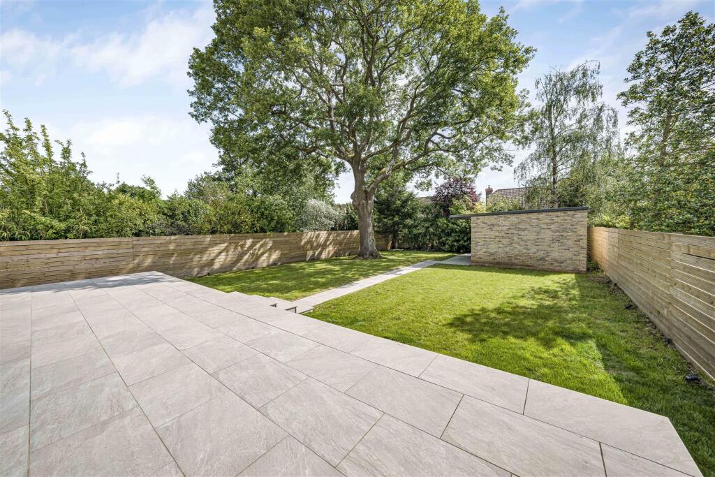 Additional image 23 of Mount Pleasant Lane, Bricket Wood