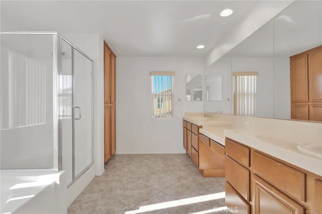 Additional image 81 of 12359 Oahu Street, Victorville, CA 92392