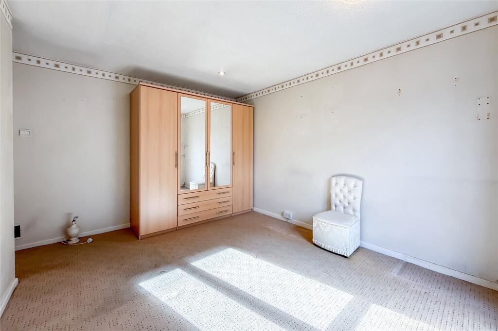 Additional image 16 of Maplefield, Park Street, St. Albans, Hertfordshire, AL2