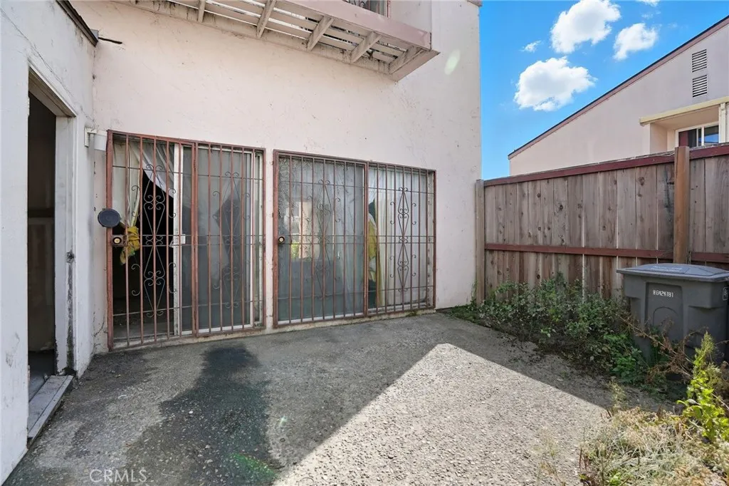 Additional image 4 of 933 Acosta Plz Unit 35, Salinas, CA 93905