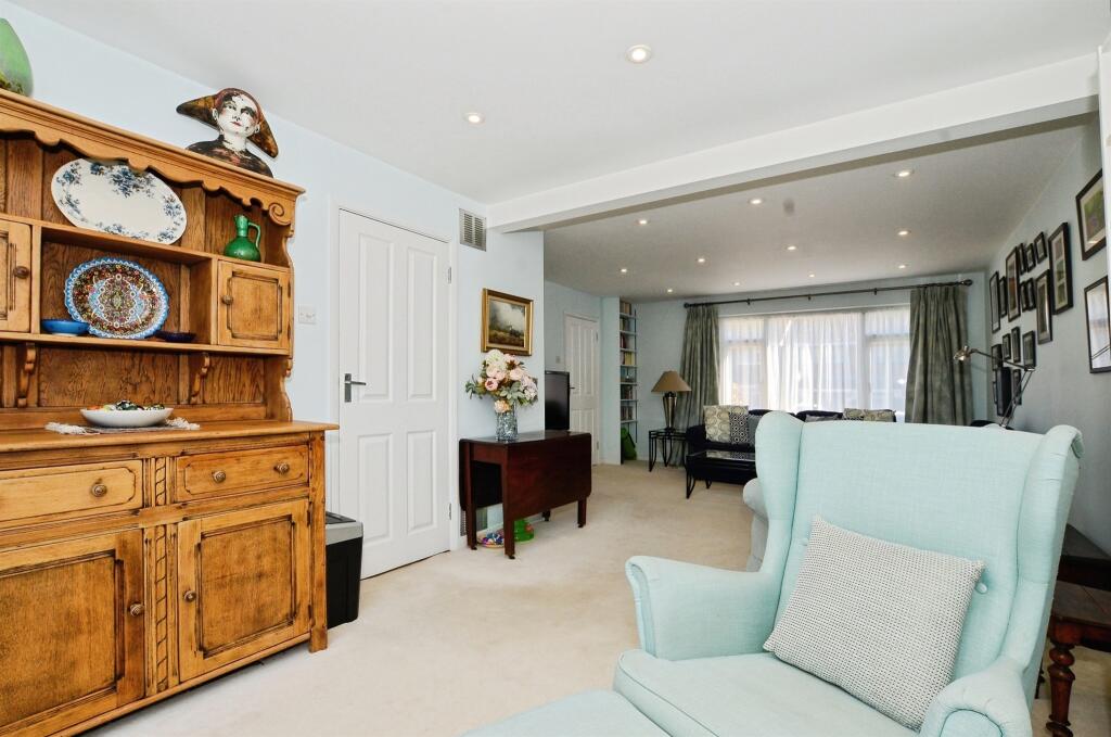 Additional image 17 of Saberton Close, Redbourn, St. Albans