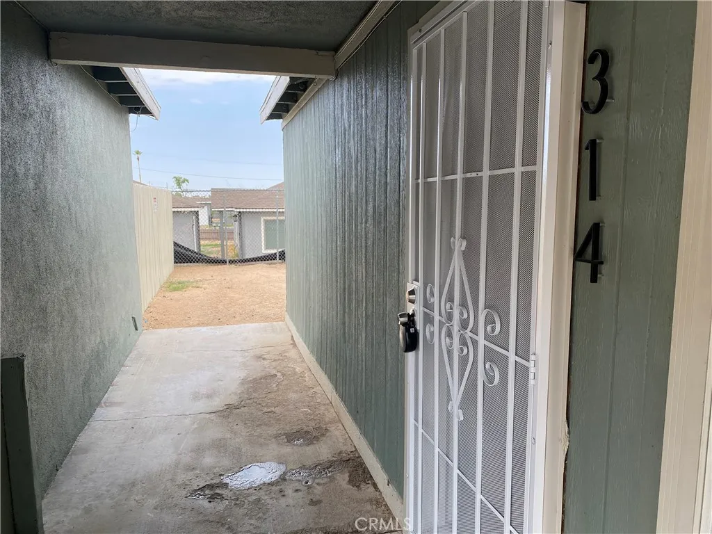 Additional image 8 of 113 W Fredricks Street, Barstow, CA 92311