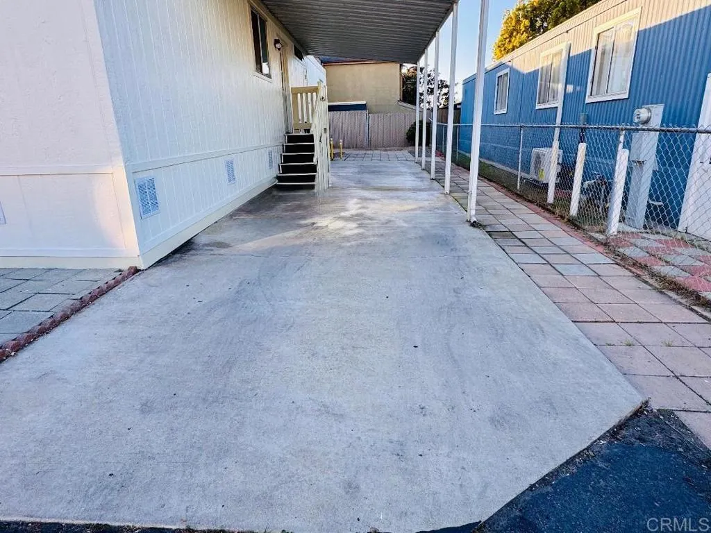 Additional image 5 of 2888 Iris Avenue Unit 84, San Diego, CA 92154